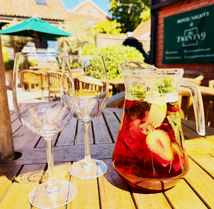 NoTwenty9 bar & restaurant